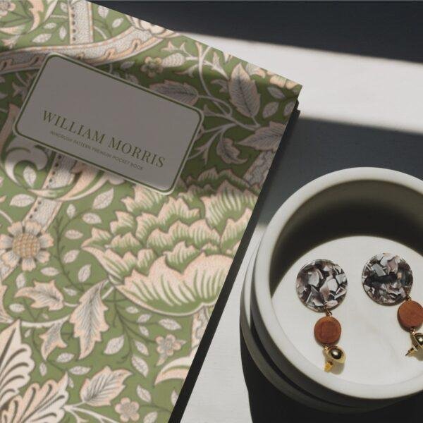 il_fullxfull.6159344213_fhqq.jpg William Morris Pocket Notebook | Floral Arts & Crafts Design
