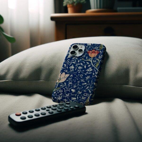 William Morris Phone Case - Medway, iPhone 17 Cover, Arts & Crafts, Polycarbonate Shell